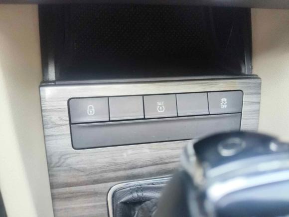 [苏州·苏E] 二手斯柯达明锐2015款 1.6L 自动逸俊版