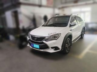 比亚迪唐新能源2015款 2.0T 四驱旗舰型