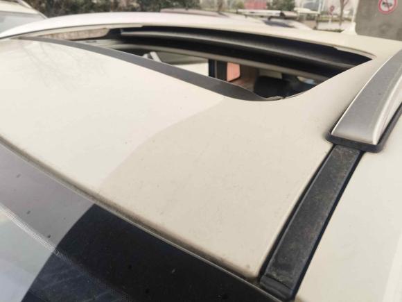 [南京·苏A] 二手奔腾奔腾X402017款 1.6L 自动豪华型