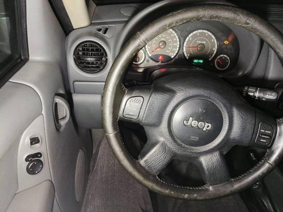 [成都·川G] 二手Jeep自由人2004款 3.7L