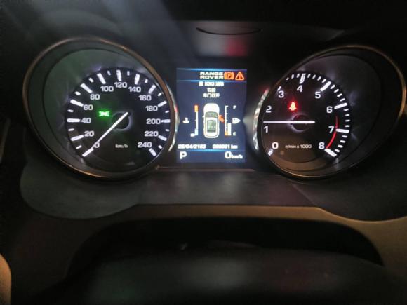 [广州·粤A] 二手路虎揽胜极光2012款 2.0T 5门耀致版