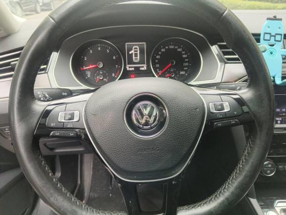 [广州·粤A] 二手大众迈腾2017款 330TSI DSG 豪华型