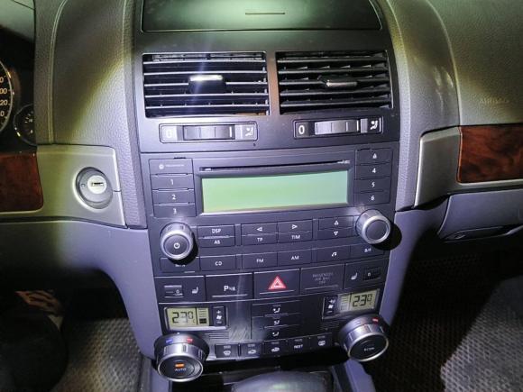 [深圳·粤B] 二手大众途锐2006款 3.2L 顶级版