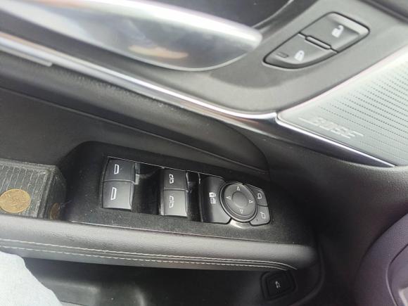 [苏州·苏U] 二手凯迪拉克凯迪拉克CT42023款 25T 豪华型