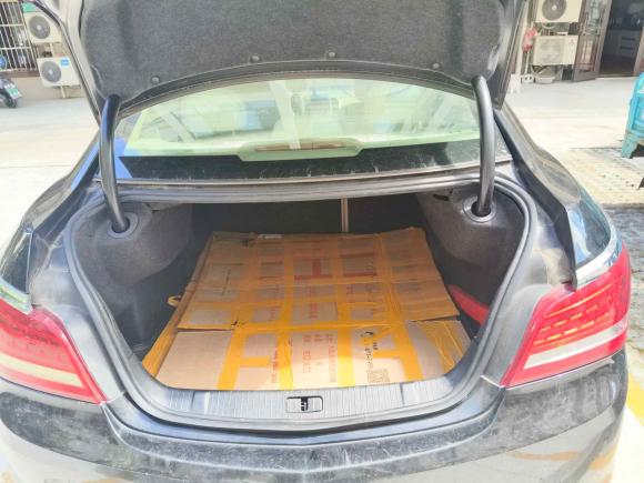 [南通·苏F] 二手别克君越2013款 2.4L SIDI领先舒适型