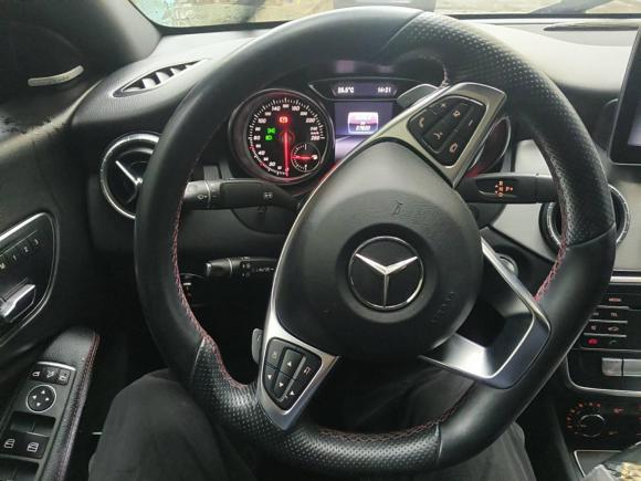 [上海·沪E] 二手奔驰奔驰CLA2017款 CLA 220 4MATIC