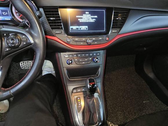 [杭州·浙A] 二手别克威朗2016款 两厢GS 20T 双离合纵情运动型