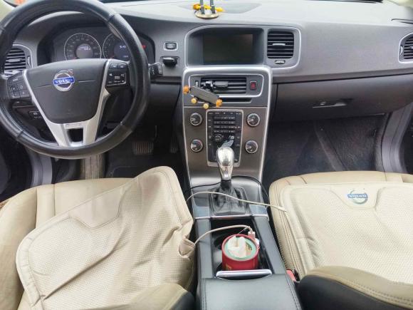 [南昌·赣A] 二手沃尔沃沃尔沃V602013款 T5 智尊版