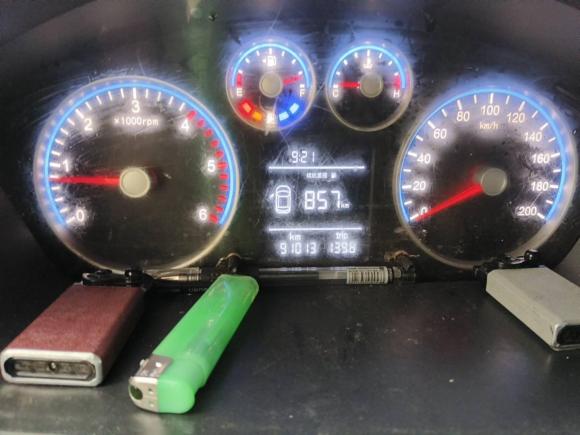 [南通·苏F] 二手福田图雅诺2023款 吉象厢货 2.0T手动 加长轴中顶 后单胎3座