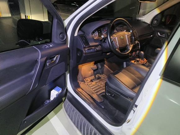 [深圳·粤B] 二手路虎神行者22014款 2.0T Si4 SE汽油版