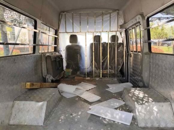 [武汉·鄂A] 二手依维柯依维柯得意2020款 2.5T A35客车双胎中顶5-9座侧移门国V