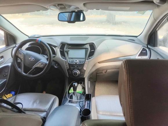 [广州·粤A] 二手现代格越2013款 2.2T 7座四驱舒适版