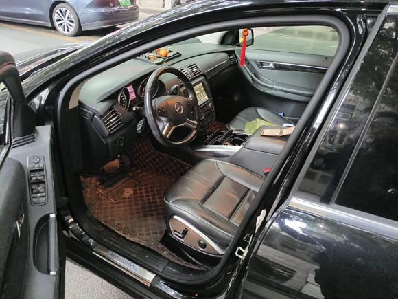 [广州·粤A] 二手奔驰奔驰R级2017款 R 320 4MATIC 豪华型臻藏版