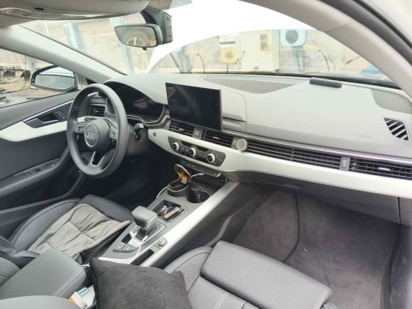 [广州·粤E] 二手奥迪奥迪A4L2022款 40 TFSI 时尚动感型