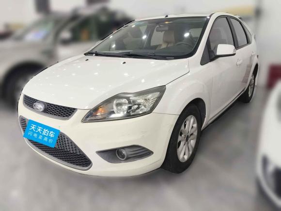 福特福克斯2013款 两厢经典 1.8L 自动基本型「上海二手车」「天天拍车」