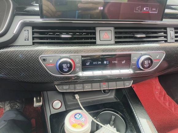 [上海·沪A] 二手奥迪奥迪S42023款 S4 3.0TFSI