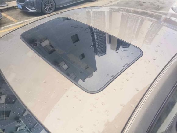 [深圳·粤B] 二手别克君威2015款 2.0L 领先时尚型