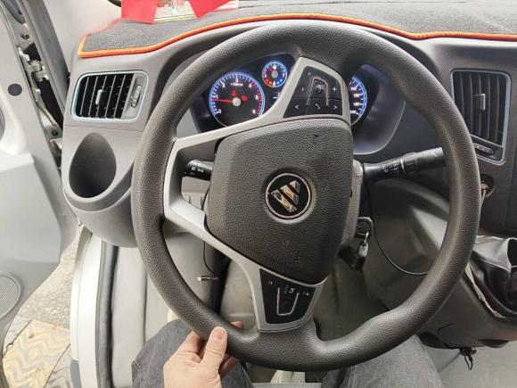 [无锡·苏B] 二手福田图雅诺2023款 吉象多功能 2.0T手动 长轴中顶 后单胎5/6/7/9座