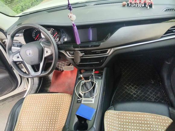 [济南·鲁A] 二手长安长安CS35PLUS2021款 荣耀百万版 1.6L CVT精英版