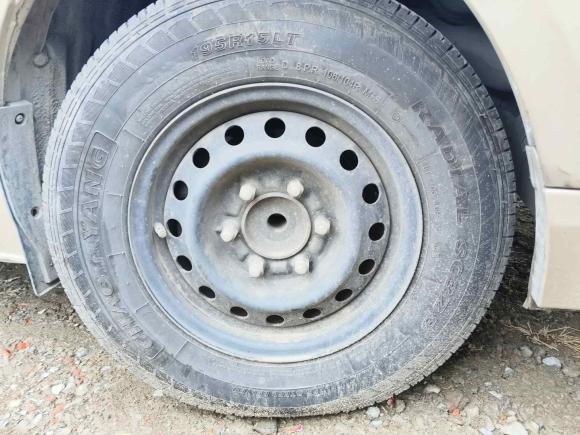 [上海·赣E] 二手福田风景G92016款 2.4L商运版长轴4G69