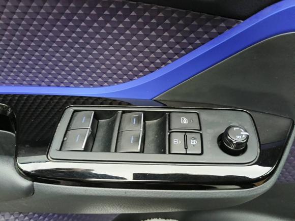 [武汉·鄂A] 二手丰田奕泽IZOA2018款 2.0L 奕驰版 国VI