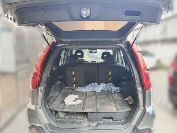 [成都·川A] 二手日产奇骏2010款 2.5L CVT豪华版 4WD