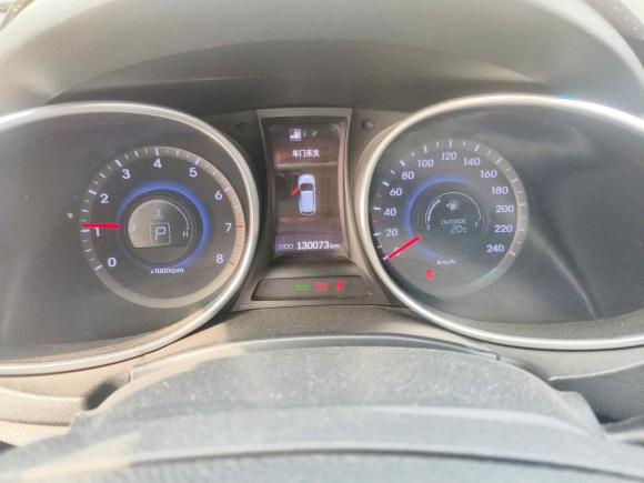 [青岛·鲁U] 二手现代胜达2013款 2.4L 自动两驱智能型