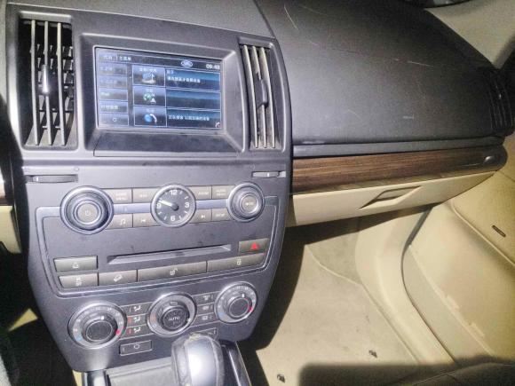 [青岛·粤A] 二手路虎神行者22013款 2.0T Si4 SE汽油版