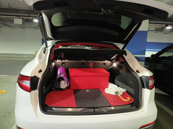 [上海·沪B] 二手玛莎拉蒂Levante2016款 3.0T 标准型