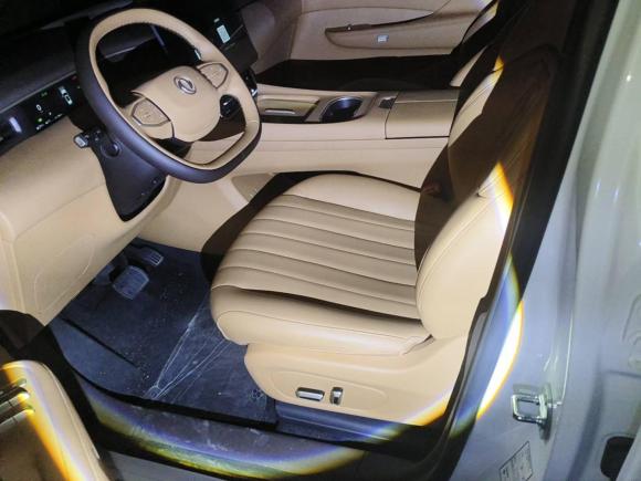 [武汉·鄂A] 二手东风风神东风风神L82025款 185KM理想版