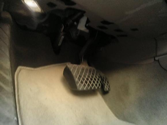 [青岛·鲁B] 二手奥迪奥迪A4L2009款 2.0 TFSI 舒适型