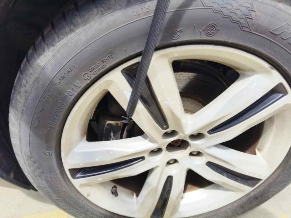 [南通·鲁N] 二手众泰众泰T7002017款 1.8T 手动尊享型