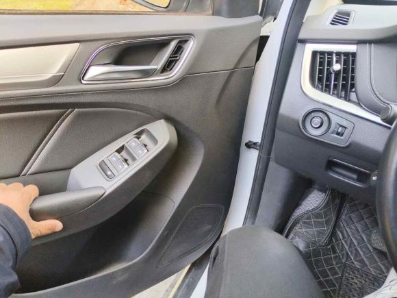 [上海·沪A] 二手荣威荣威RX5新能源2017款 eRX5 50T 混动互联尊贵旗舰版