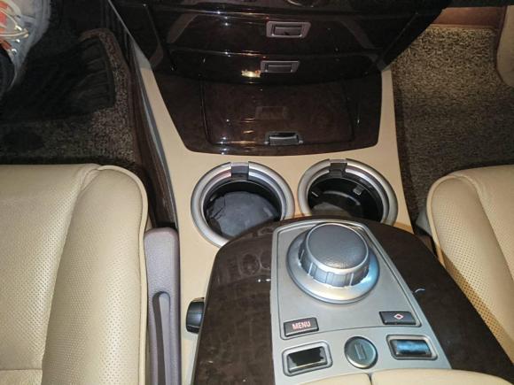 [杭州·浙A] 二手宝马宝马7系2005款 730Li