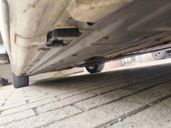 [苏州·苏E] 二手奔驰奔驰C级2017款 改款 C 200 L 运动版