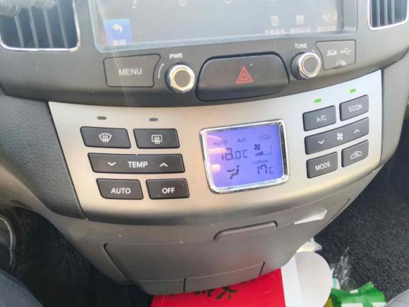 [无锡·苏M] 二手现代悦动2011款 1.6L 自动豪华型