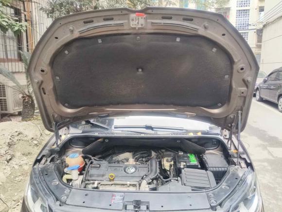 [成都·川A] 二手大众途安2013款 1.4T DSG舒适版5座