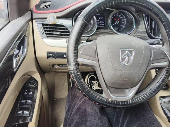 [成都·川A] 二手宝骏宝骏7302016款 1.5L 手动舒适型 7座 国V