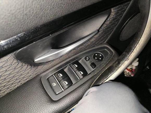 [武汉·鄂A] 二手宝马宝马3系2017款 320i M运动型