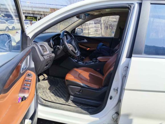 [金华·浙G] 二手宝骏宝骏5602017款 律动版 1.8L iAMT尊享型