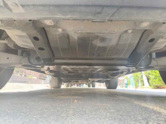 [上海·沪A] 二手路虎发现2011款 3.0 SDV6 HSE 柴油版