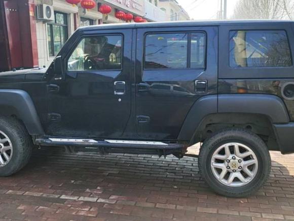 [济南·鲁A] 二手北京北京BJ402016款 2.0T 手动四驱尊贵版