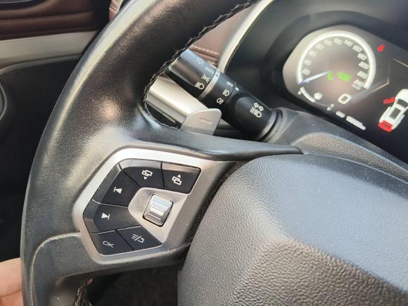 [武汉·鄂A] 二手魏牌魏牌 VV62018款 2.0T 四驱旗舰型 国V