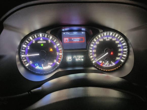 [深圳·粤B] 二手英菲尼迪英菲尼迪QX602014款 2.5 S/C Hybrid 两驱卓越版