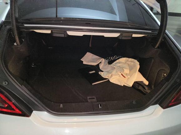 [广州·粤A] 二手奔驰奔驰CLS2016款 CLS 400 4MATIC逸彩版