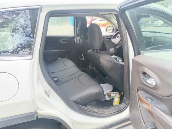 [西安·陕A] 二手Jeep自由光2016款 2.0L 优越版