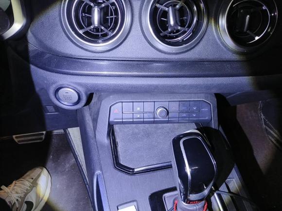 [成都·川S] 二手魏牌魏牌 VV52017款 2.0T 旗舰型