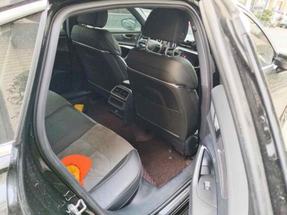 [武汉·鄂A] 二手奥迪奥迪A6L2021款 40 TFSI 豪华动感型