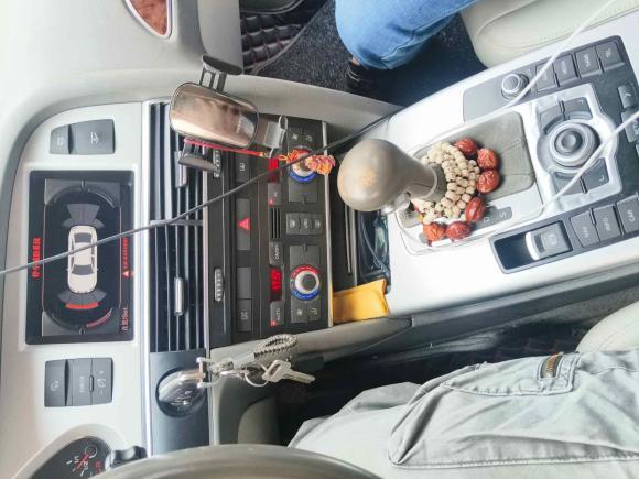 [上海·苏E] 二手奥迪奥迪A6L2011款 2.0 TFSI 自动标准型