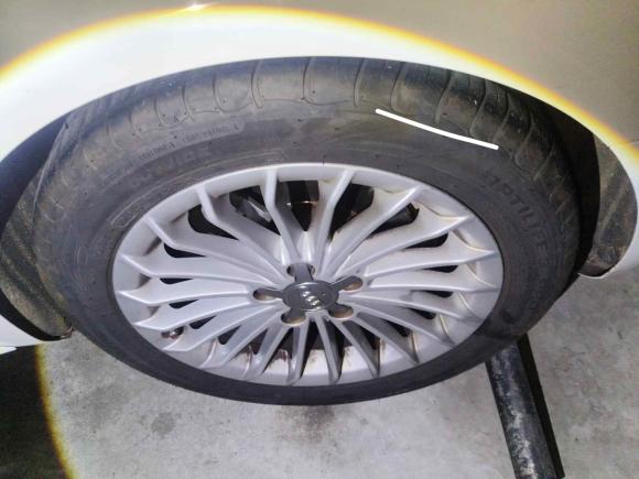 [成都·川A] 二手奥迪奥迪A4L2016款 35 TFSI 典藏版 自动标准型